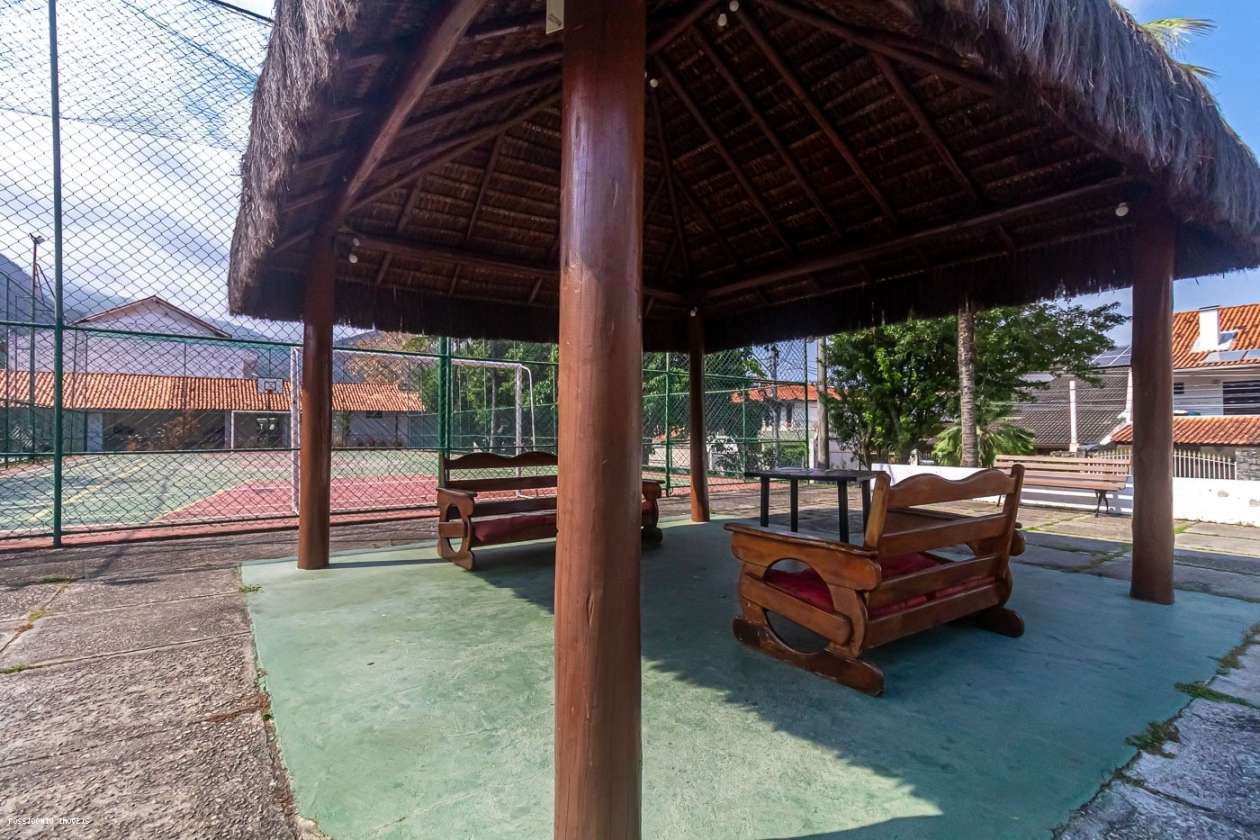 Casa, 3 quartos, 241 m² - Foto 32